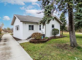 6564 S Huron River Dr, South Rockwood, MI