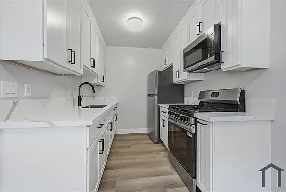 1511 Corinth Ave #2 — Photo 11