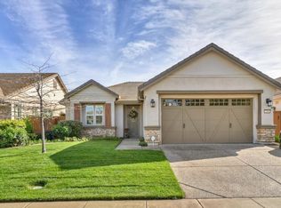 7560 Chatsworth Cir, Elk Grove, CA 95757