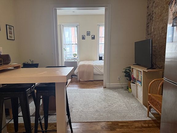 3rd image of 416 E 78th St APT 4a