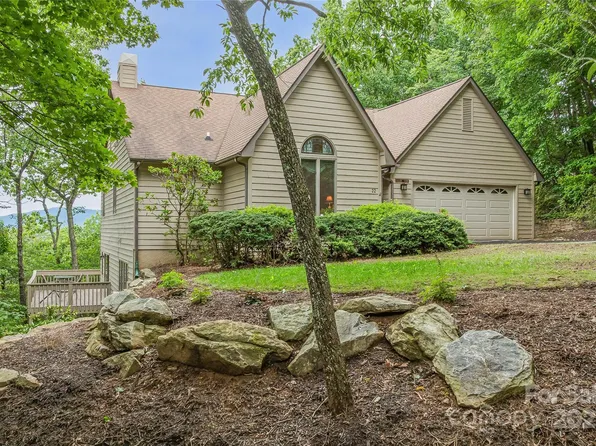 22 Timber Park Dr, Black Mountain, NC 28711