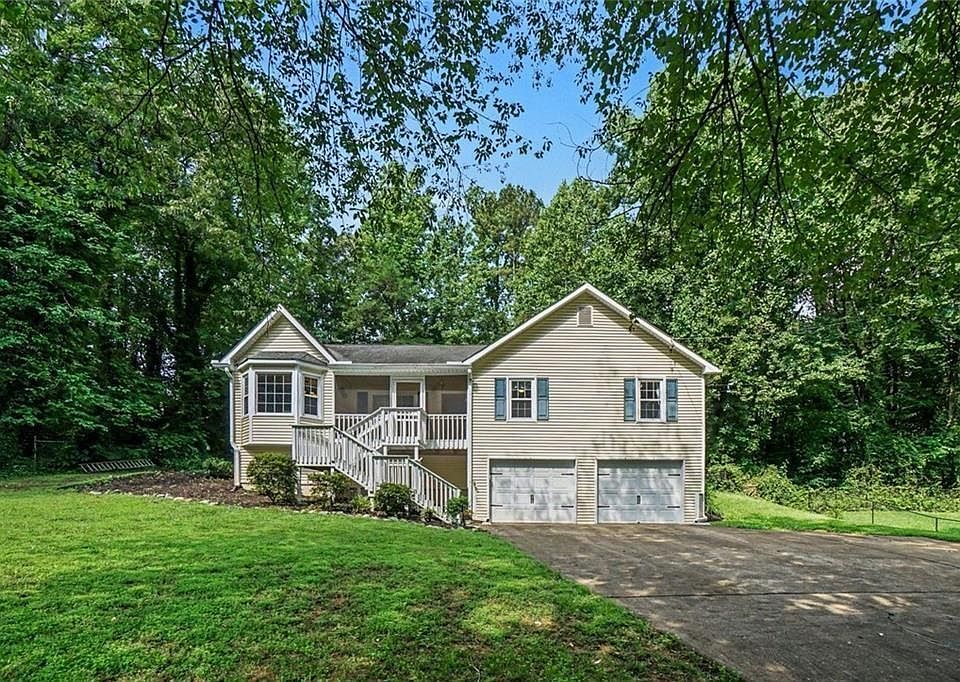 1st image of 331 Creekbend Dr