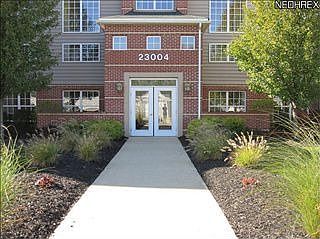 2nd image of 23004 Chandlers Ln #4-109