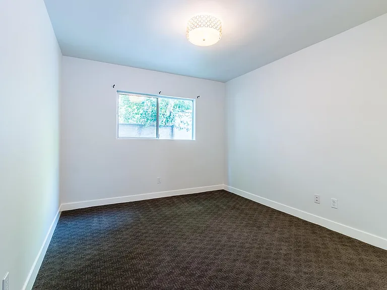8421 Clinton St #101 — Photo 17