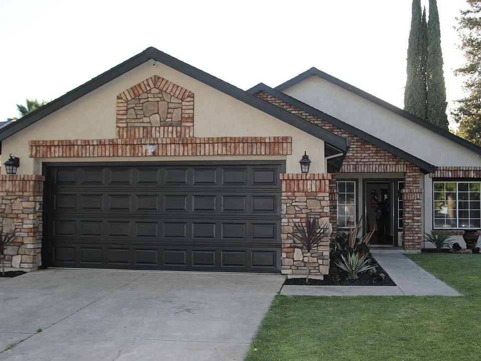 1st image of 2371 Fairway Glen St