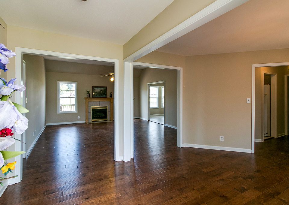 1st image of 3612 Millington Dr
