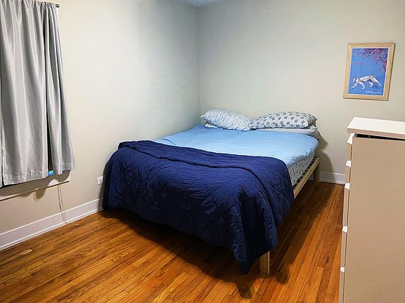 3rd image of 4841 N Wolcott Ave APT 3B