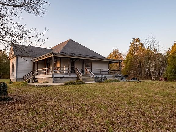 3rd image of 788 Old Nashville Dirt Rd