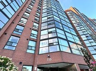 725 King St W #705, Toronto, ON M5V2W9