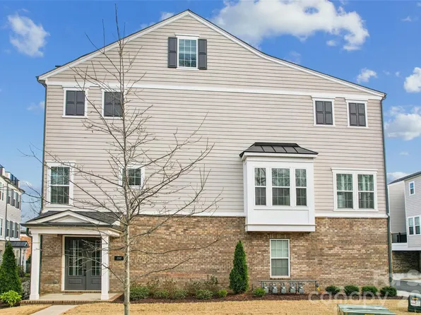 200 Emerson Ave, Charlotte, NC 28204