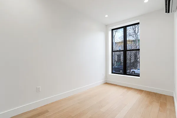 Rented by Yup Realty LLC | media 9