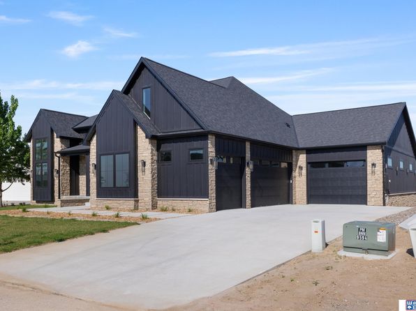 676 Waterford Pointe, Ashland, NE 68003