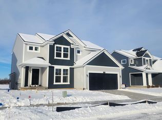 11689 Hickory Dr, Grand Ledge, MI 48837