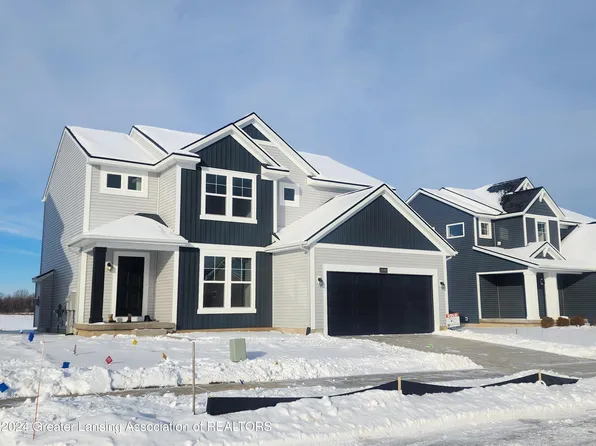 11689 Hickory Dr, Grand Ledge, MI 48837