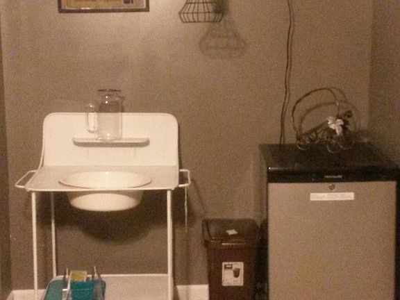 dish basin trash fridge & freezer with key/lock