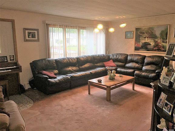 3rd image of 2565 Sycamore Ave