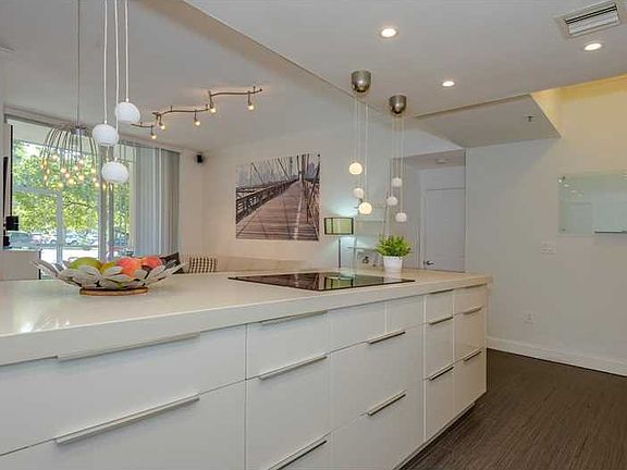 5th image of 9805 NW 52nd St APT 103