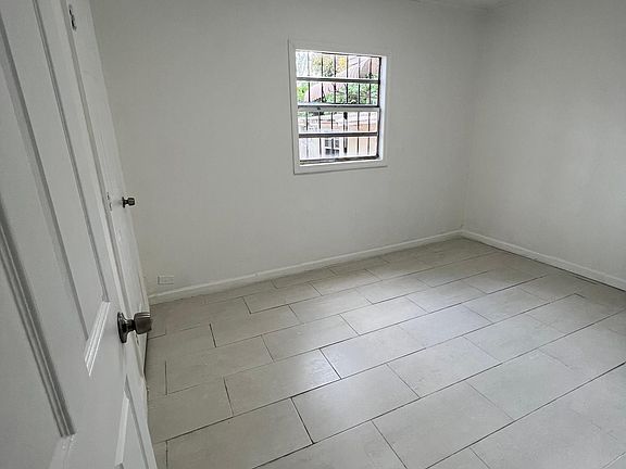 4th image of 1770 NW 112th Ter