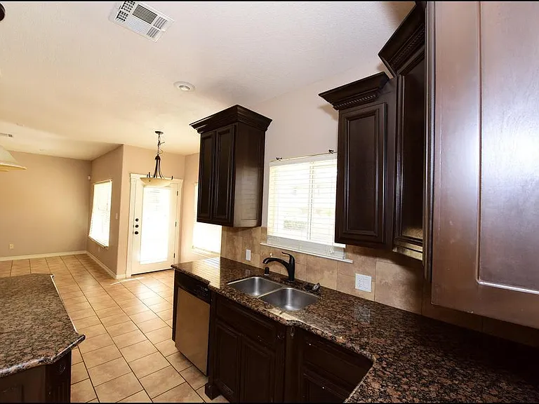11340 Charles Reynolds Ln — Photo 15