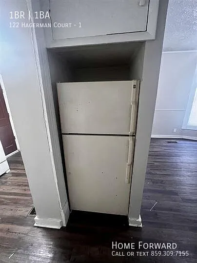 122 Hagerman Ct #1 — Photo 11
