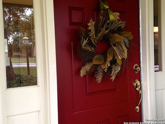4th image of 2018 Oak Vista Dr