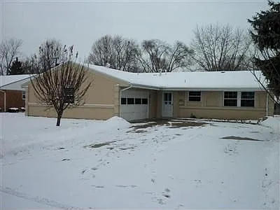 5927 Carnation Rd photo 1