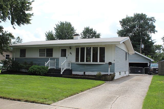 1st image of 41 Indianwood Dr