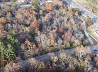 3075 N Old Wire Rd #4, Fayetteville, AR 72703