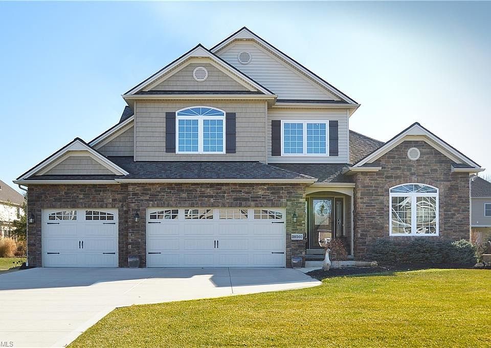 1st image of 38560 Melrose Farms Dr