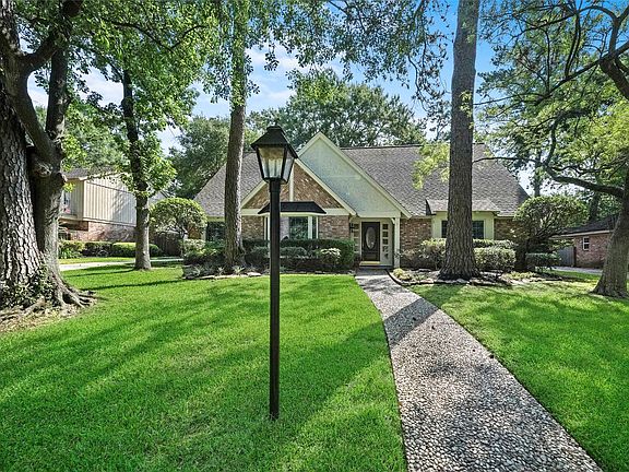 2nd image of 13506 Glen Erica Dr