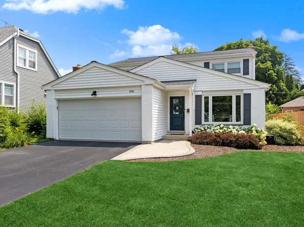 905 Santa Rosa Ave, Wheaton, IL 60187