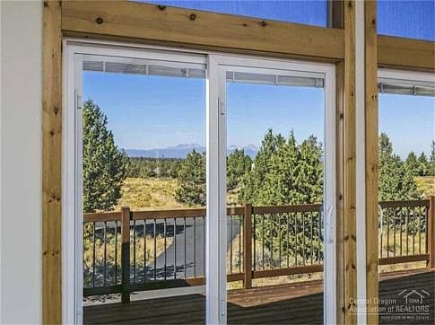 3rd image of 60380 Sunridge Dr