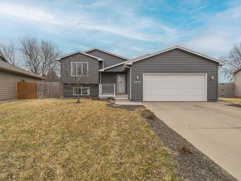1st image of 6049 W Jordan Ct