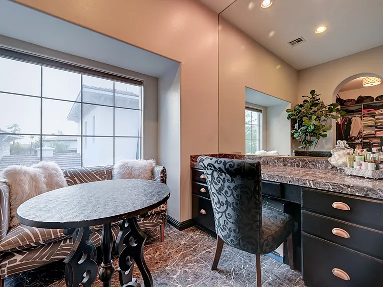 10212 Stone Briar Ct — Photo 97