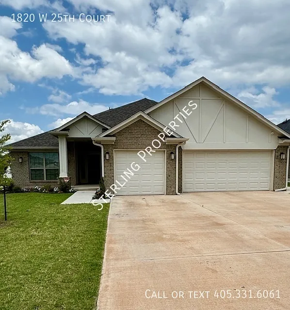 1820 W 25th Ct