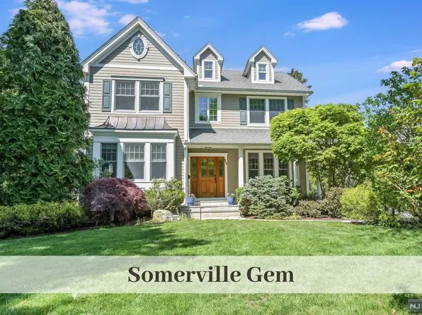 565 Fairway Rd, Ridgewood, NJ 07450