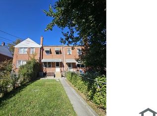 8365 Hillendale Rd, Parkville, MD 21234