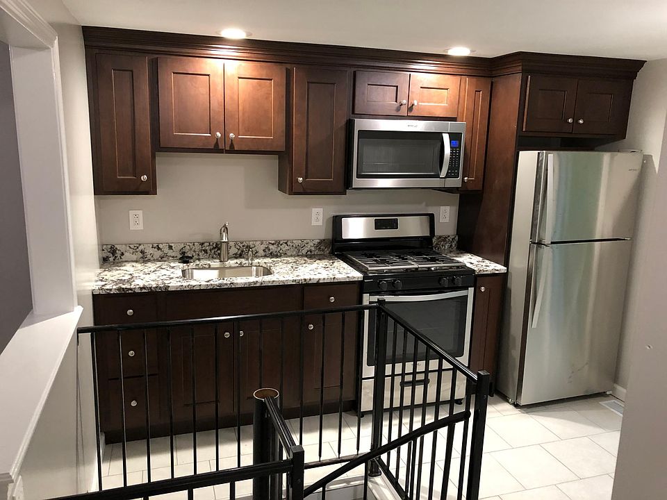 1st image of 410 Harding Ave