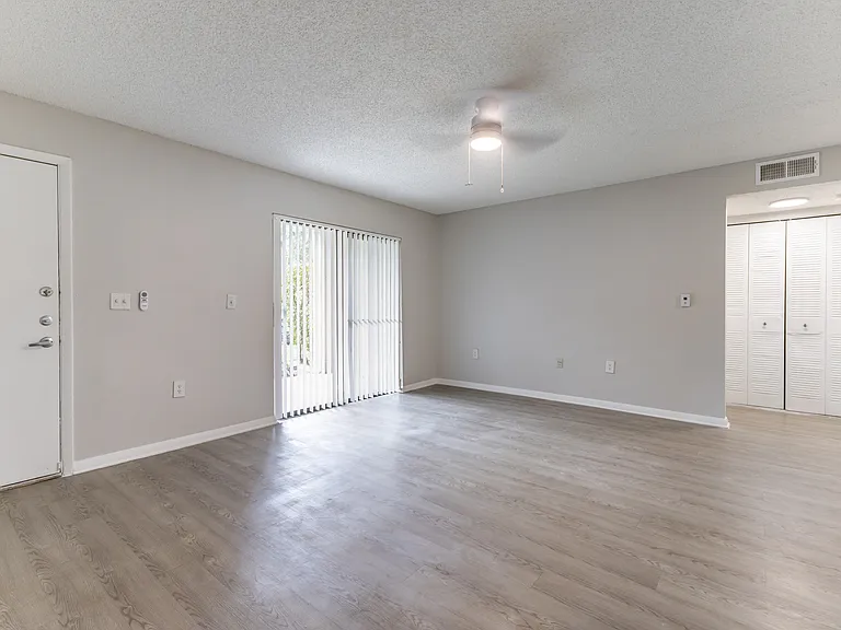 The Lauderdale at Hampton Pines — Photo 38