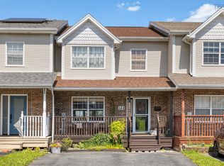 144 Green Village Ln, Dartmouth, NS B2Y 4V4