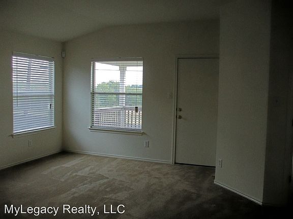 3rd image of 9134 Granite Woods