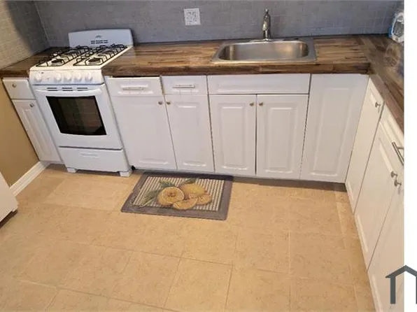 7312 Montour St, Philadelphia, PA 19111