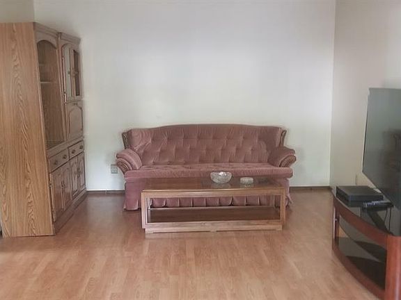 3rd image of 513 Beckwell Ave