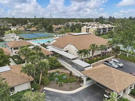 Bird Bay Clubhouse, pool, tennis court
