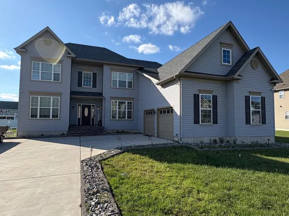 32 Granite Ln, Carneys Pt, NJ 08069