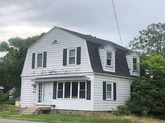 2nd image of 367 Park St