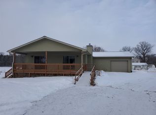 28997 Walnut St, Eldorado, IA 52175