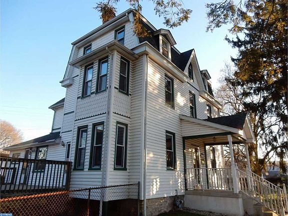 2nd image of 422 Highland Ave