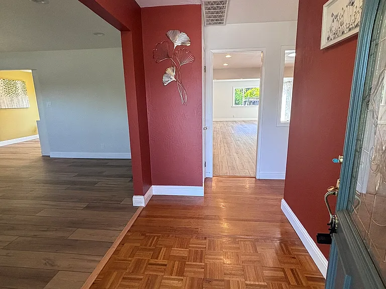 1337 Bedford St — Photo 4