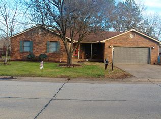 6909 Greendale Dr, Evansville, IN